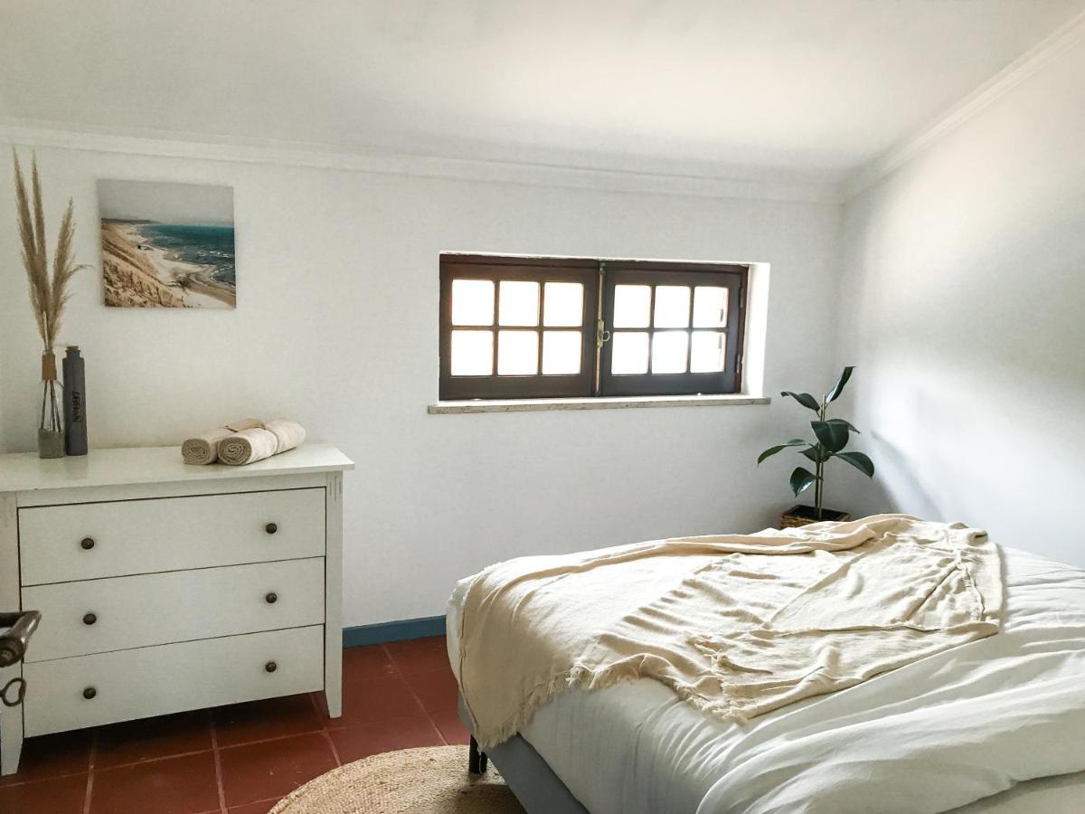 The Far End Surf House - Surf & Yoga Holidays ロウリニャン エクステリア 写真