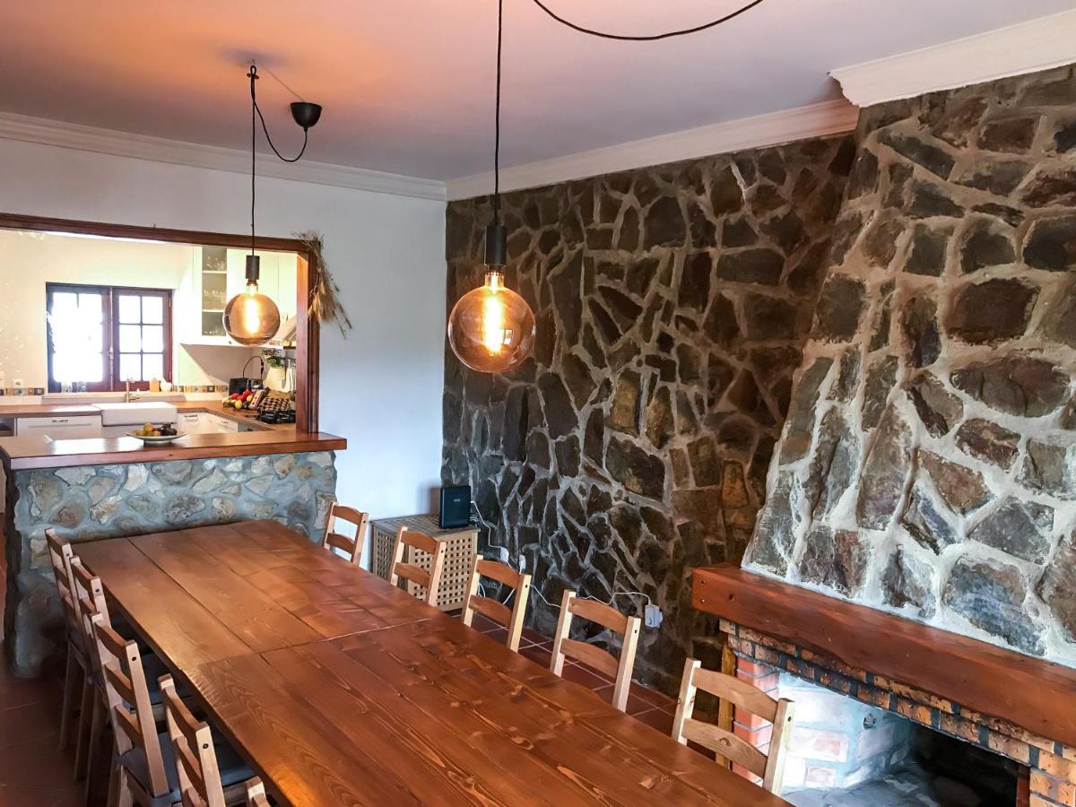 The Far End Surf House - Surf & Yoga Holidays ロウリニャン エクステリア 写真
