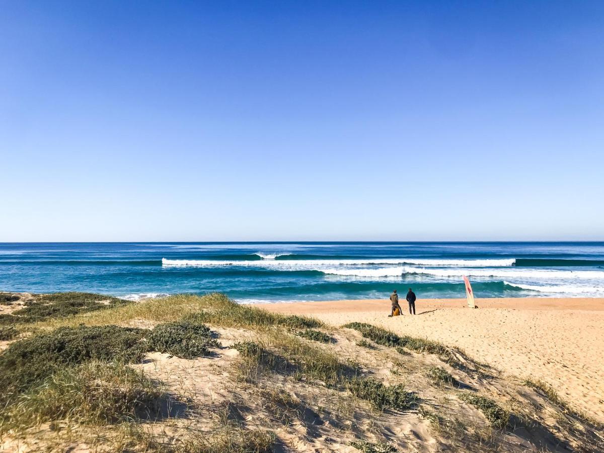 The Far End Surf House - Surf & Yoga Holidays ロウリニャン エクステリア 写真