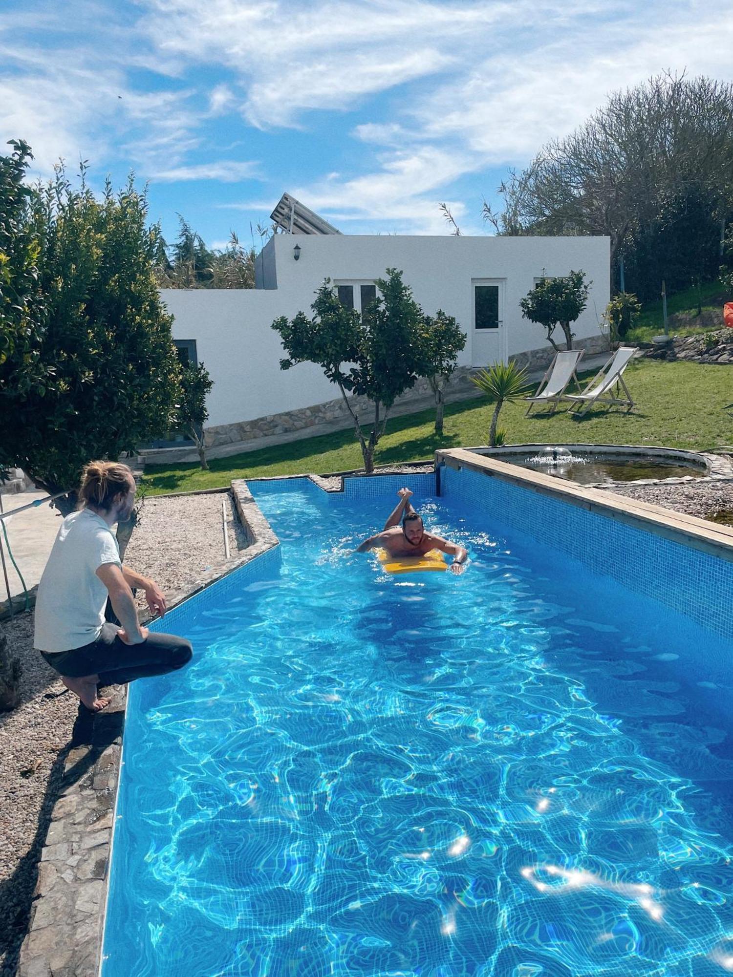 The Far End Surf House - Surf & Yoga Holidays ロウリニャン エクステリア 写真