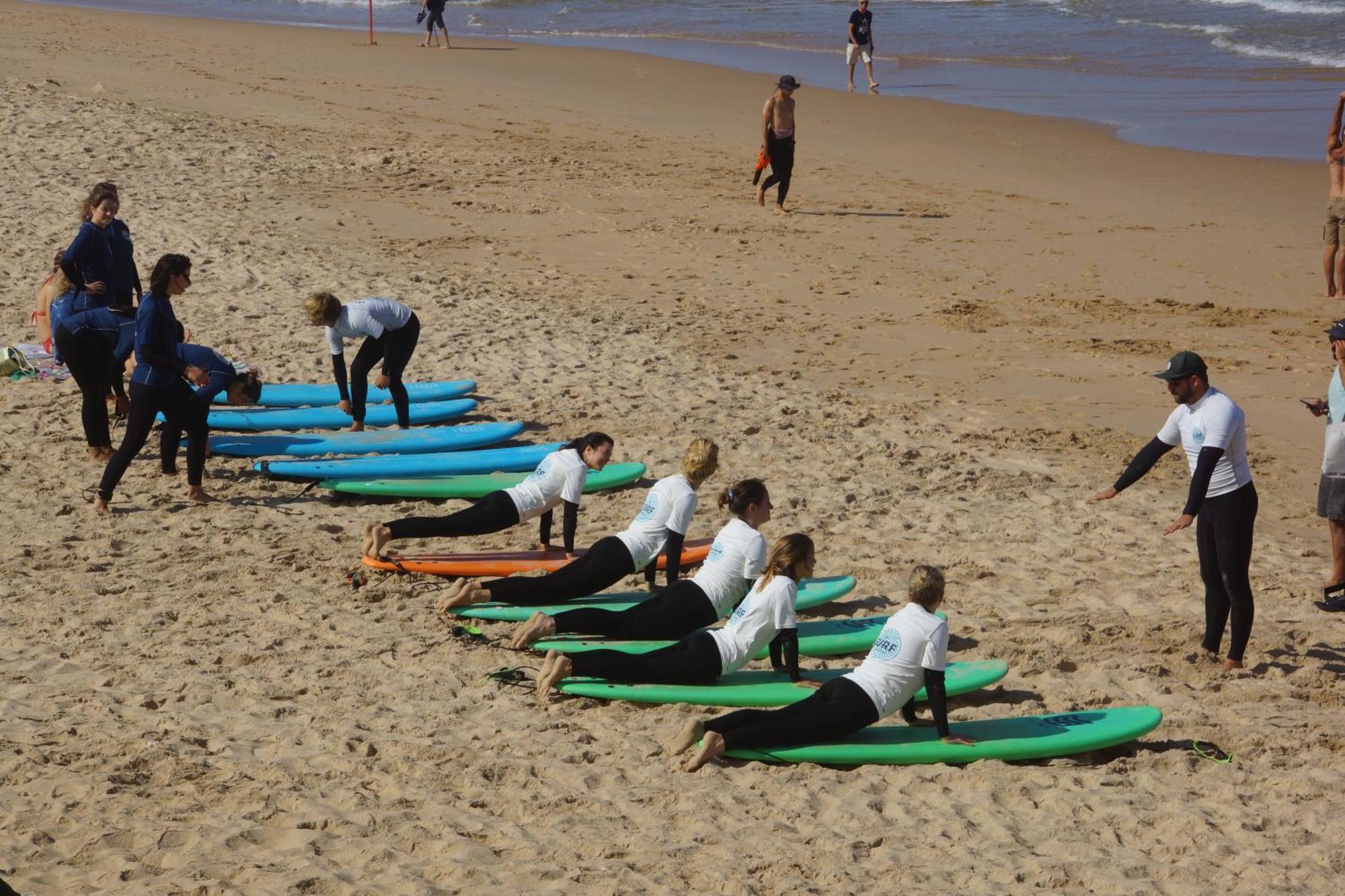 The Far End Surf House - Surf & Yoga Holidays ロウリニャン エクステリア 写真