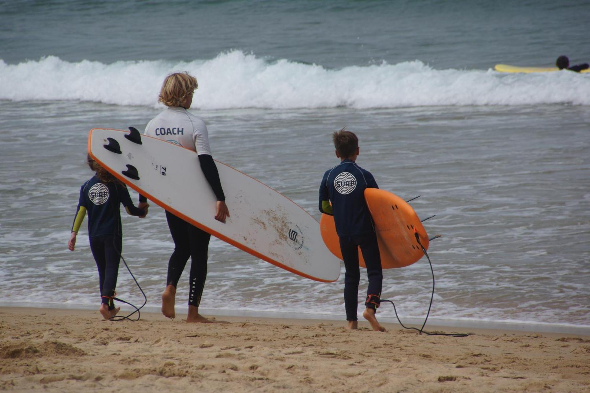 The Far End Surf House - Surf & Yoga Holidays ロウリニャン エクステリア 写真